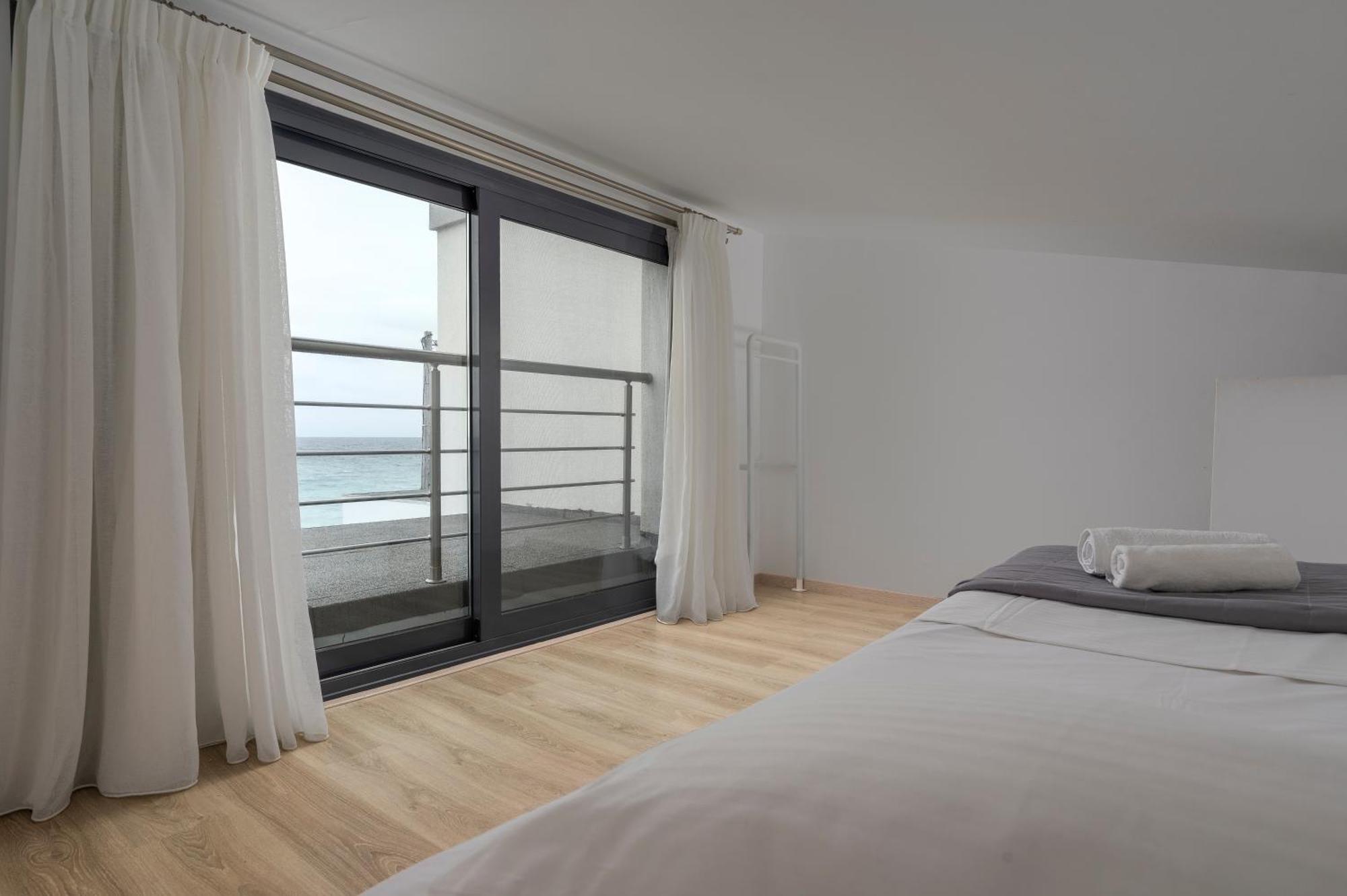 Cavo Blue Coastal Living Apartment Polychrono Exterior photo