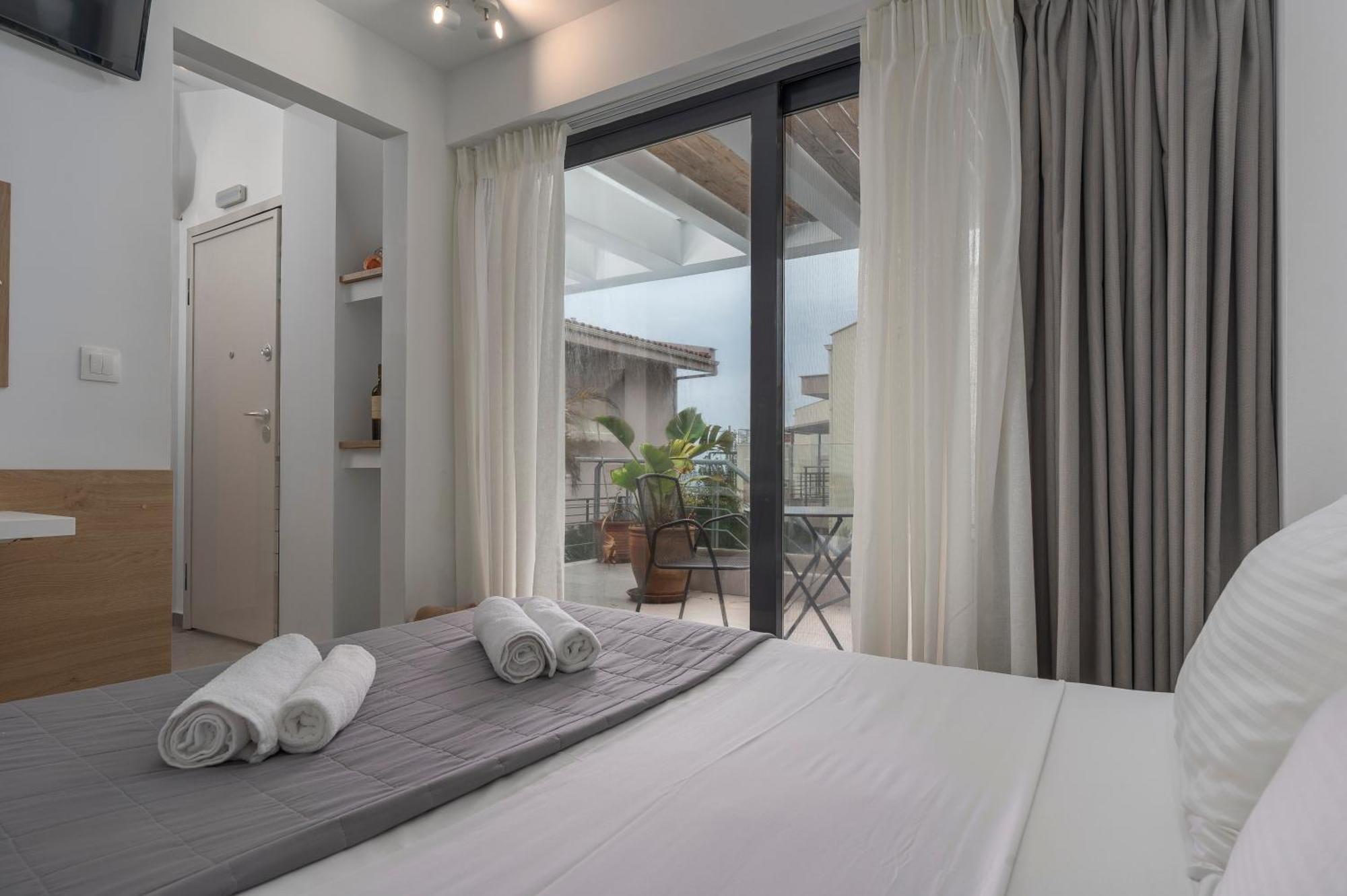 Cavo Blue Coastal Living Apartment Polychrono Exterior photo